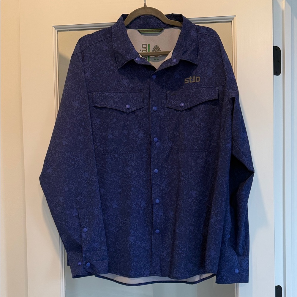 Men’s Stio Button Up, Blue print, Large